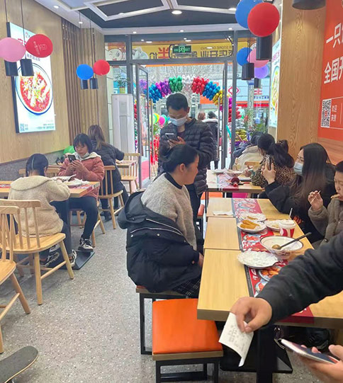 熱烈祝賀湖北仙桃如意餛飩加盟店盛大開業(yè)，預(yù)祝老板生意興?。? width=