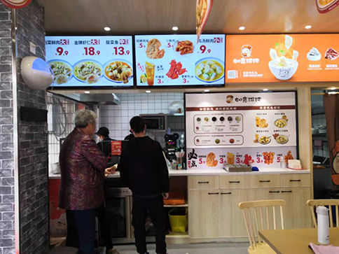 開餛飩店需要準備什么？這四大方面值得關(guān)注!